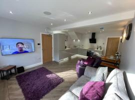 Luxury Lakes View Apartments With Hot Tub 1, hotel v destinaci Carnforth