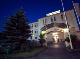 Hotel Restauracja Rondo, hotell i Kutno