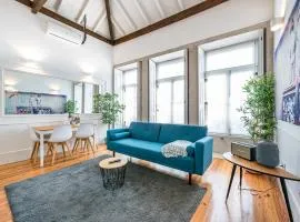 GuestReady - High-ceiling urban retreat in Porto