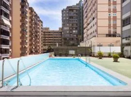 Home2Book Bright Apt & Communal Pool Santa Cruz