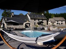 Domaine des Annouillards, hotel com estacionamento em Sornac