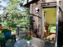 B&B Eco-Village 12 min from city, hotel in Stockholm