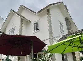Villa Sân Vườn