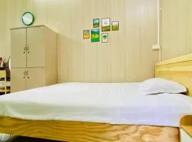 cozy and Friendly room in Hoàn Kiếm Hà Nội with private bathroom