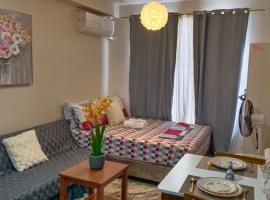 Condo in Lapu-Lapu wd 3 Pools free wifi&Netflix, hotel v destinaci Agus