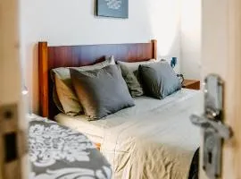 City Grove: Blooms and Beds