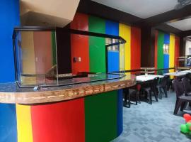 D & G Transient House, hotel with parking in Pintuyan