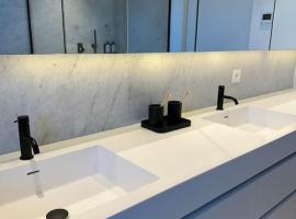 Suite Haspengouw, hotel v destinaci Sint-Truiden