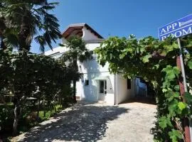 Ferienwohnung in Novigrad mit privatem Parkplatz