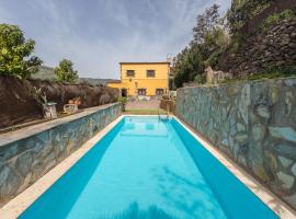 Casa Besan - 6BR Private Pool, Terrace & Parking, hotel em Teror