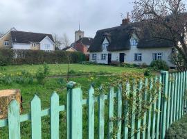 Beaumont's Cottage, holiday rental in Cambridge