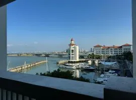 2Beds Seaview Waterfront Straits Quay w/Free Carpark And Bathub