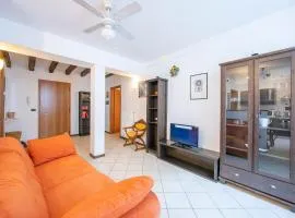 Casa Azzurra 150mt From Lake - Happy Rentals