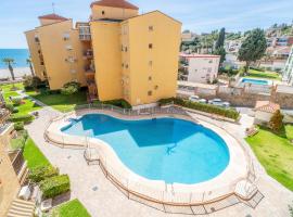 Rincón Playa, terraza y piscina, porodični hotel u gradu Rinkon de la Viktorija