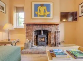 Gardeners Cottage - Hot Tub Packages Available