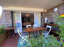 Spacieuxappartement, hotel a Hendaye