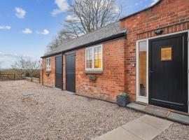 Squirrel Lodge - 2 Bed Country Home, cheap hotel in Market Harborough