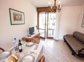 Seaside happiness flat and shared pool in Rosolina