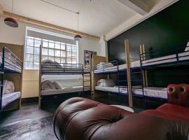 Rock n Bowl, hostel in Bristol
