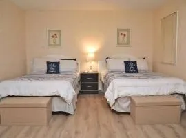 Ski In Ski Out - Sleeps 6 - Bring the family!