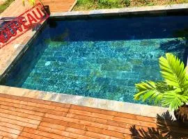 F3 Hibiscus - piscine chauffée - vue mer - 9 min de la plage - Ti Zwézo Paradi
