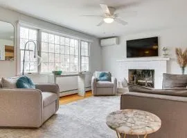 1 Mi to Megansett Beach Charming Cape Cod Home