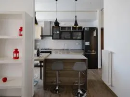 Sunrise Waterfront - Central Apartment with Sea View Balcony - Molfetta