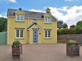 2 bed in Brecon 87311, hotell i Llangorse