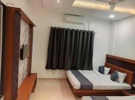 Hotel Nandan: Shegaon şehrinde bir otel