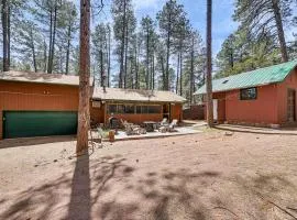 Forest Views and Fire Pit Cozy Pine Cabin