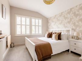 Luxury King-bed Ensuite With Tranquil Garden Views, готель біля визначного місця Музичний центр O2 Academy Brixton, у Лондоні