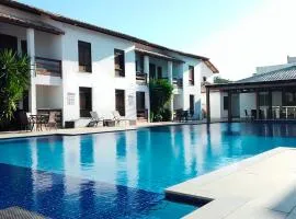 Hotel Encantos de Itaperapuã