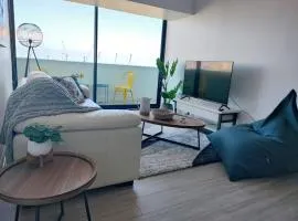 HOM I Parking I Excelente Conectividad I Piscina I Vista al MAR I PNM 0101