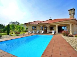 GALIHOST - Villa con piscina en Cambados, hotel di Cambados