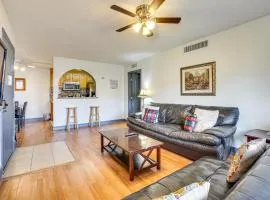 WFH-Friendly Las Vegas Condo 2 Mi to Strip!