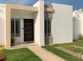 Casa de Descanso y Aventuras en zona privada, vakantiehuis in Mérida