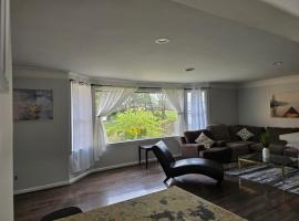 4 bed 3 bath Villa in Silver Spring near Washington, DC、シルバースプリングのホテル