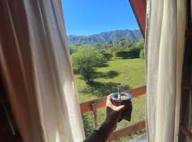 Cabaña Balcón Serrano、コルタデラスのホテル