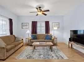 Highland Park Hideaway- Close to Downtown!