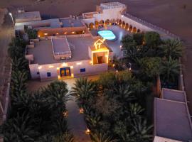 Hotel Riad Ali, hótel í Merzouga