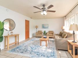 Family-Friendly Near Benning The Crimson Ranch, holiday rental in Columbus