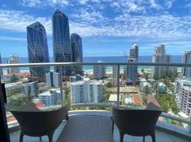 Ocean View Studio Apt - Surfer's Paradise