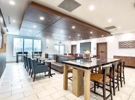 Holiday Inn Express & Suites - Calgary Airport Trail NE by IHG, hotel en Calgary