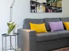 Art Deco Flat in Punavuori, High Ceilings & Lift