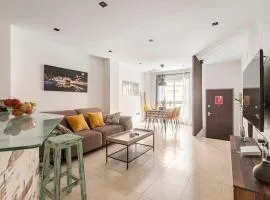 CastelPlace beach con plaza de Garage incluida, free parking and AC