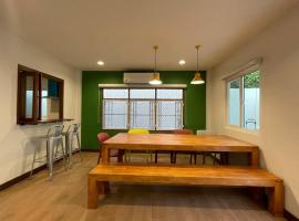 Stay Tender, hotel a Bang Su