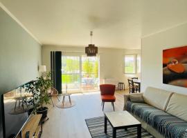 Appart T4 85m2 spacieux climatisation parking, hotel i Rodez