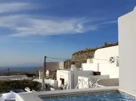 Cycladic House in Finikia Oia