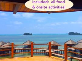 LooLa Adventure Resort, resort en Teluk Bakau