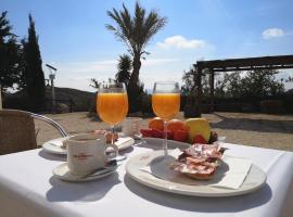 Complejo Rural Sol de Taberno, country house in Taberno